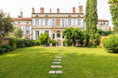 Maison - 500 m² - 10 pièces