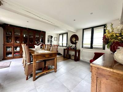 Maison - 140 m² - 4 pièces