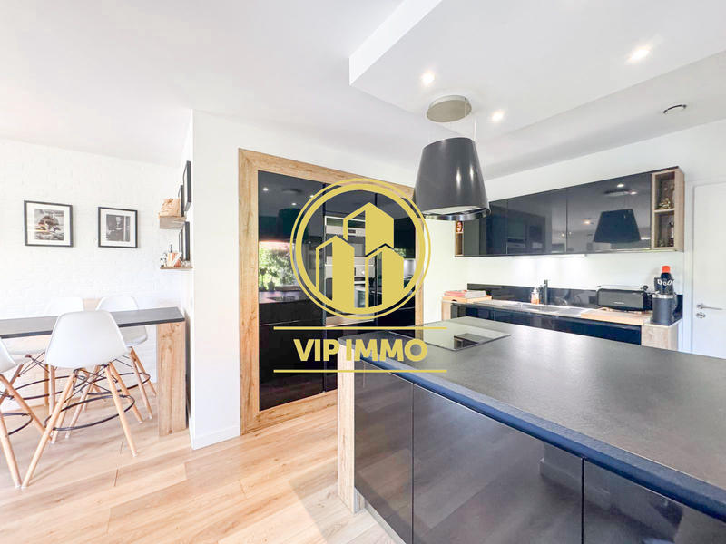 Maison - 141 m² - 5 pièces