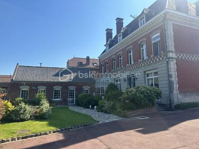 Maison de maîtres - 360 m² - 16 pièces