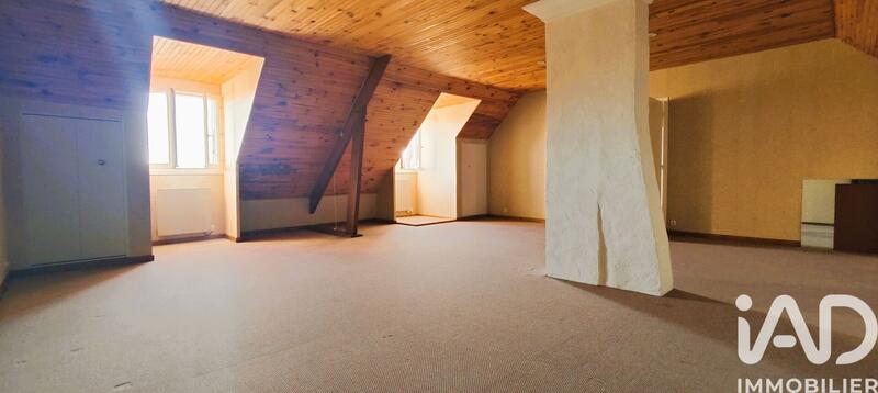 Maison - 173 m² - 8 pièces