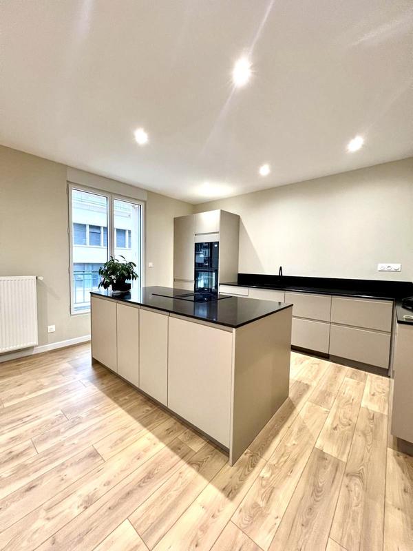 Appartement - 79 m² - 3 pièces