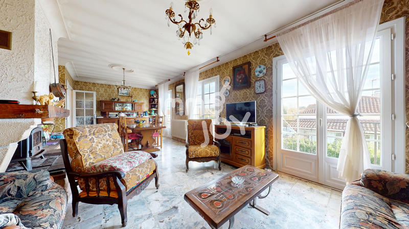 Maison - 142 m² - 6 pièces