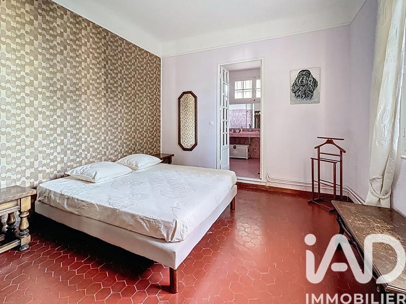 Maison - 292 m² - 11 pièces