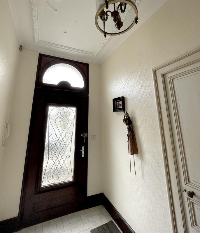 Maison - 268 m² - 8 pièces