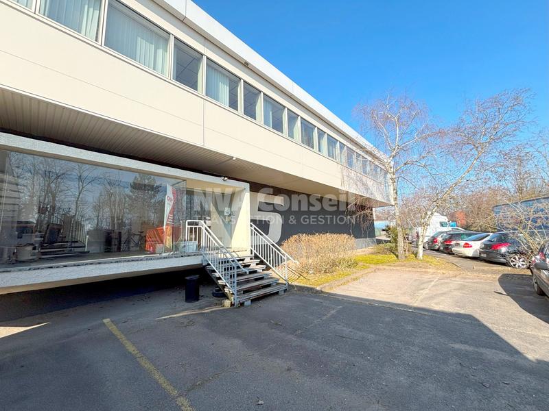 Entrepôt - 1 691 m²