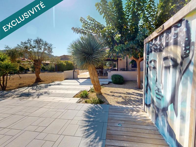 Maison - 240 m² - 7 pièces