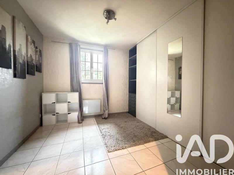 Maison - 180 m² - 8 pièces