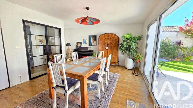 Maison - 167 m² - 6 pièces