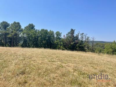 Terrain constructible - 1 730 m²