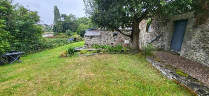 Maison - 310 m² - 6 pièces