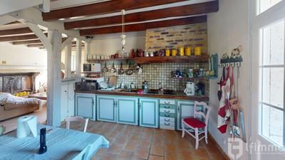 Propriété - 110 m² - 6 pièces