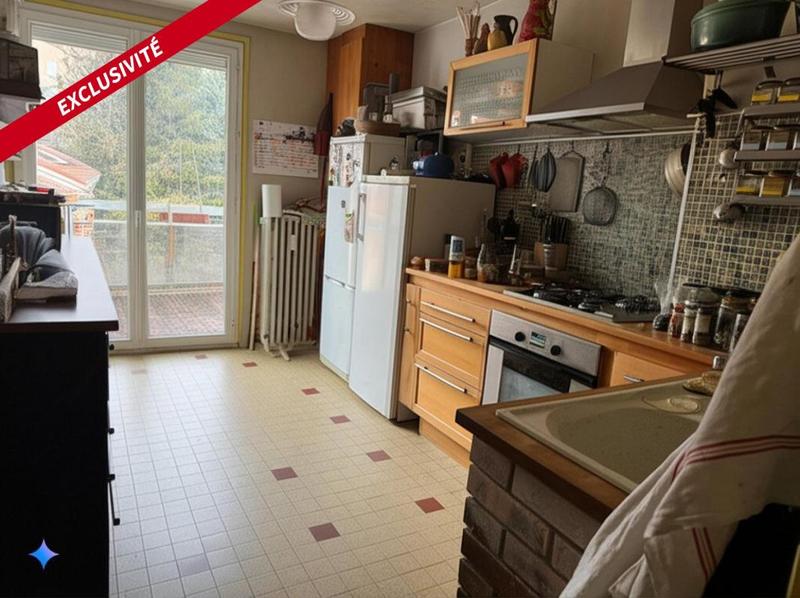 Appartement - 82 m² - 3 pièces