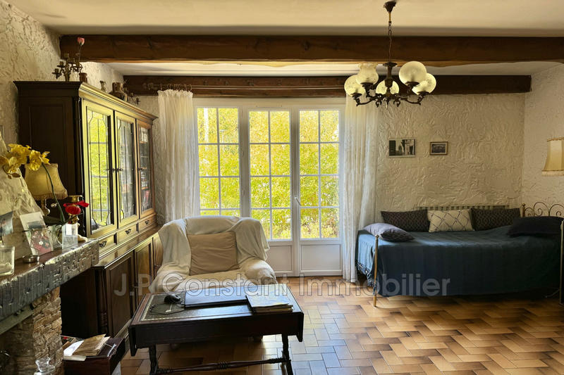 Maison - 104 m² - 5 pièces