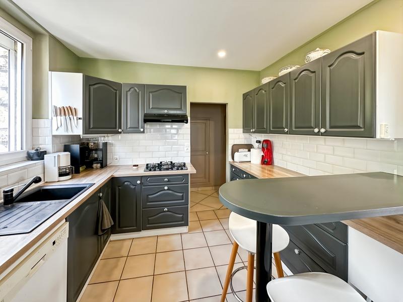 Maison bourgeoise - 161 m² - 7 pièces