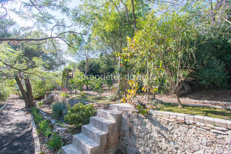 Maison - 184 m² - 4 pièces