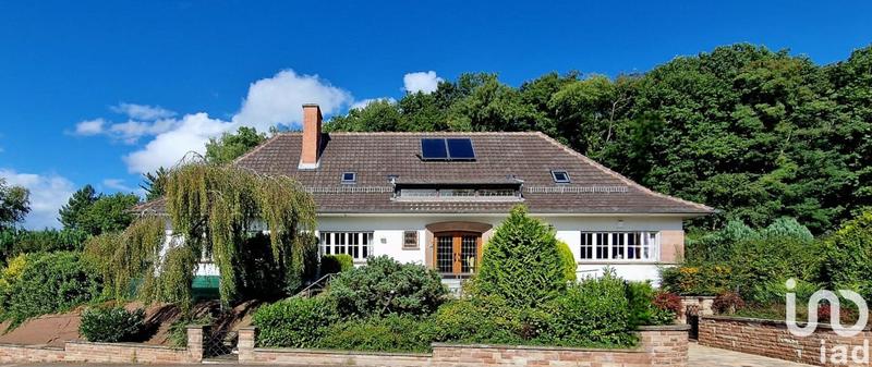 Maison - 334 m² - 10 pièces