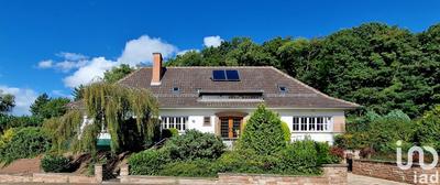 Maison - 334 m² - 10 pièces