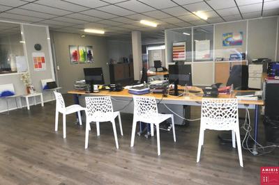 Bureau - 254 m²