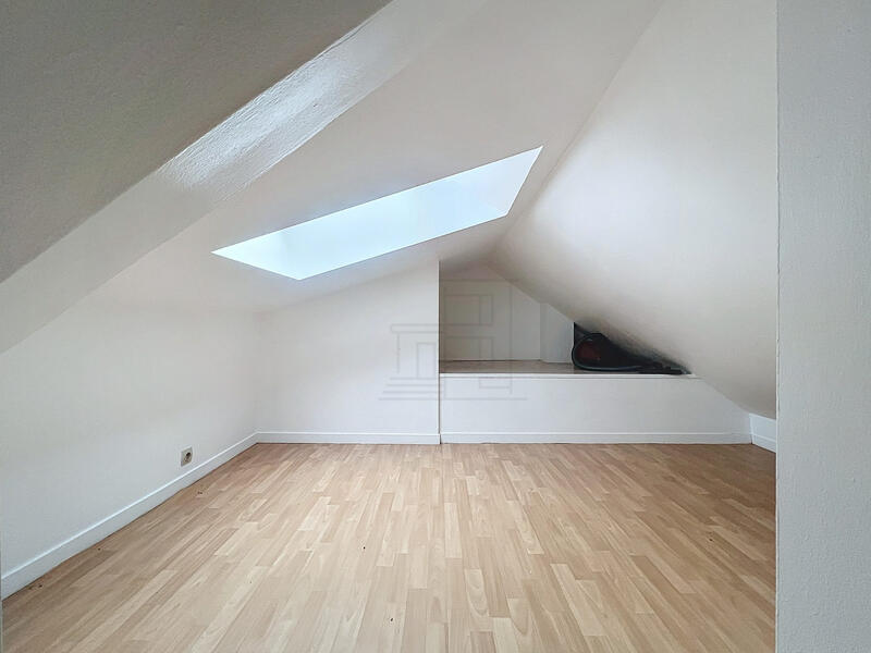 Duplex - 25 m² - 1 pièce