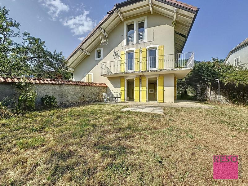 Maison - 120 m² - 4 pièces