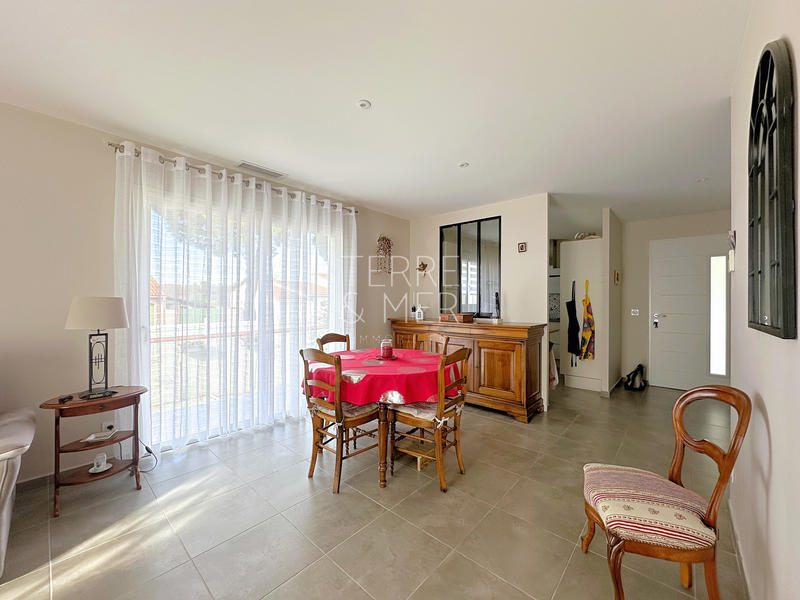 Maison - 100 m² - 5 pièces