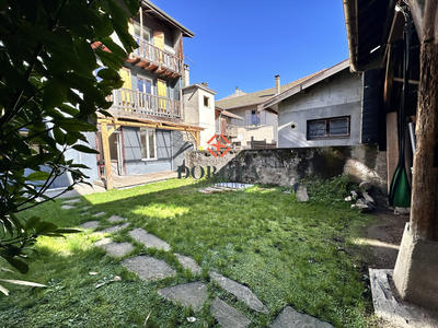 Maison - 143 m² - 5 pièces