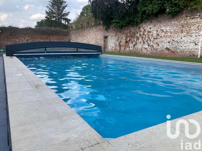 Maison - 260 m² - 8 pièces