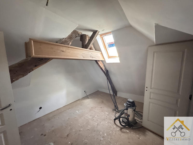 Maison de village - 80 m² - 4 pièces