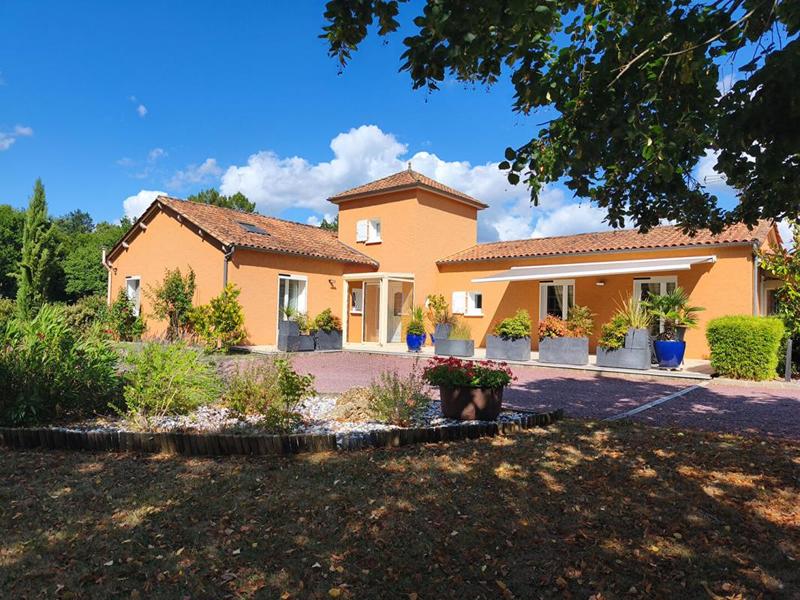 Maison - 150 m² - 6 pièces