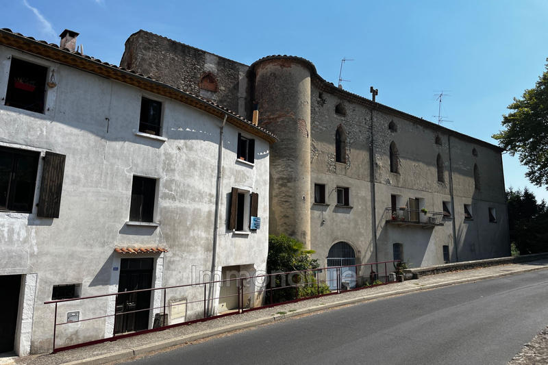 Maison - 268 m² - 11 pièces