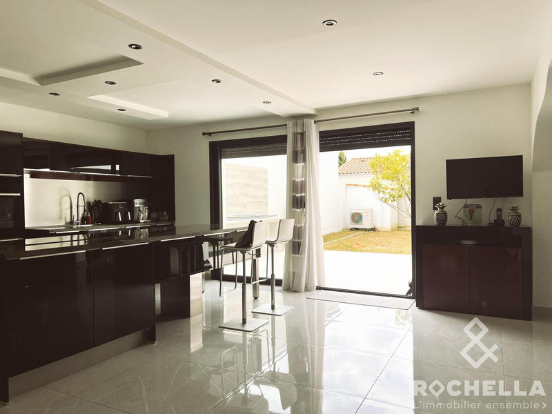 Maison - 187 m² - 6 pièces