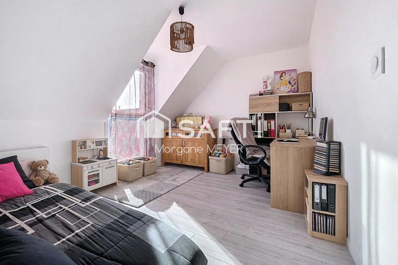 Maison - 102 m² - 4 pièces