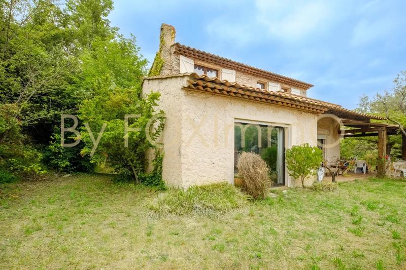 Villa - 153 m² - 6 pièces