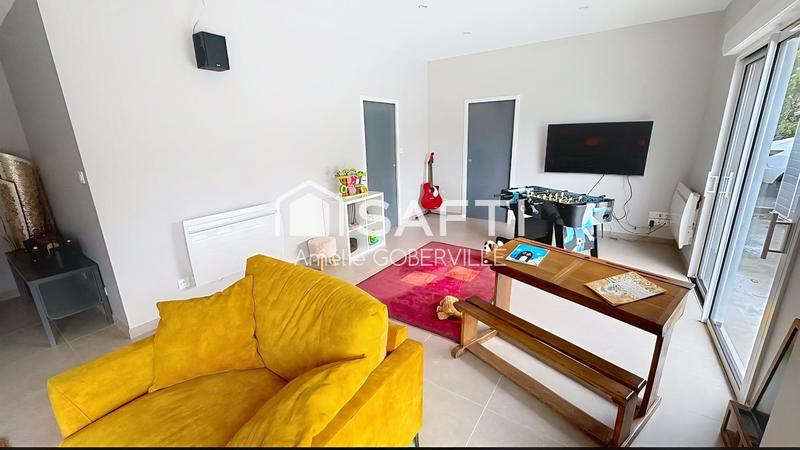 Maison - 180 m² - 7 pièces