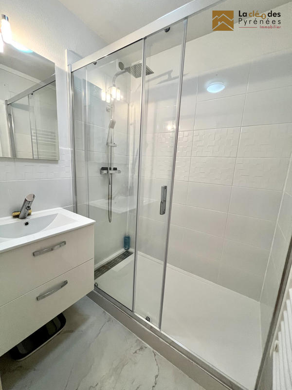 Appartement - 96 m² - 5 pièces