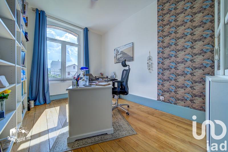 Maison - 323 m² - 13 pièces