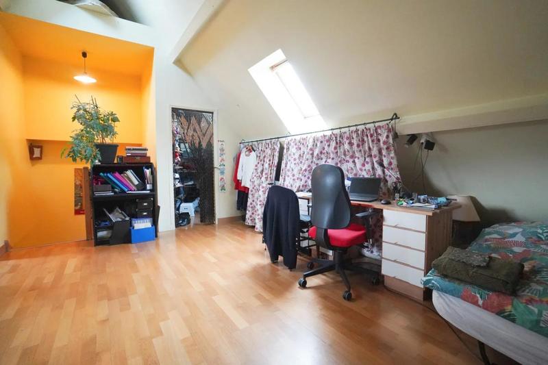 Maison - 135 m² - 6 pièces