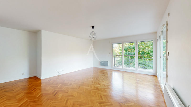 Appartement - 92 m² - 4 pièces