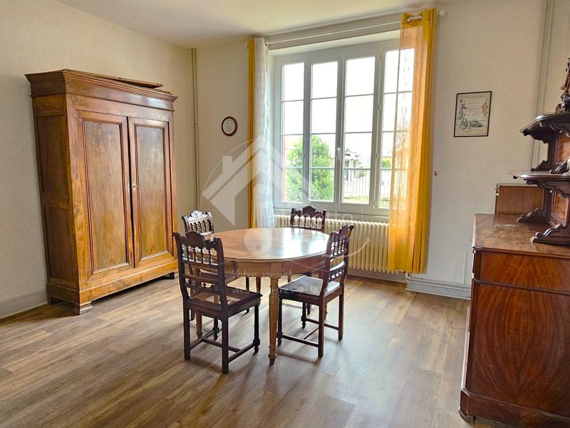 Maison - 160 m² - 6 pièces