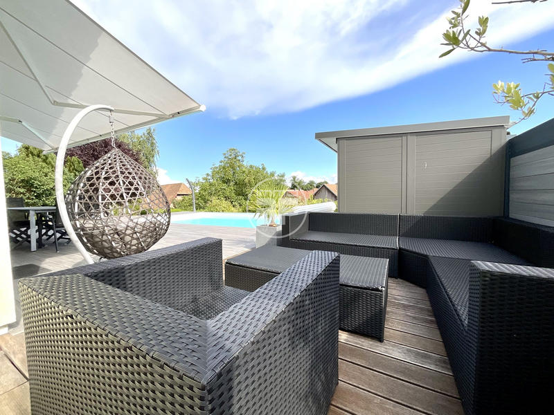 Maison traditionnelle - 163 m² - 7 pièces