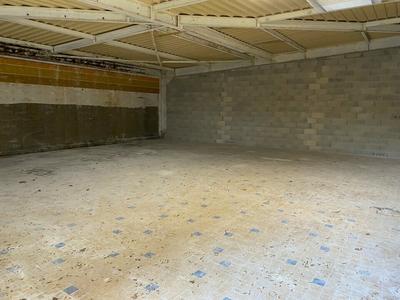 Local commercial - 570 m²