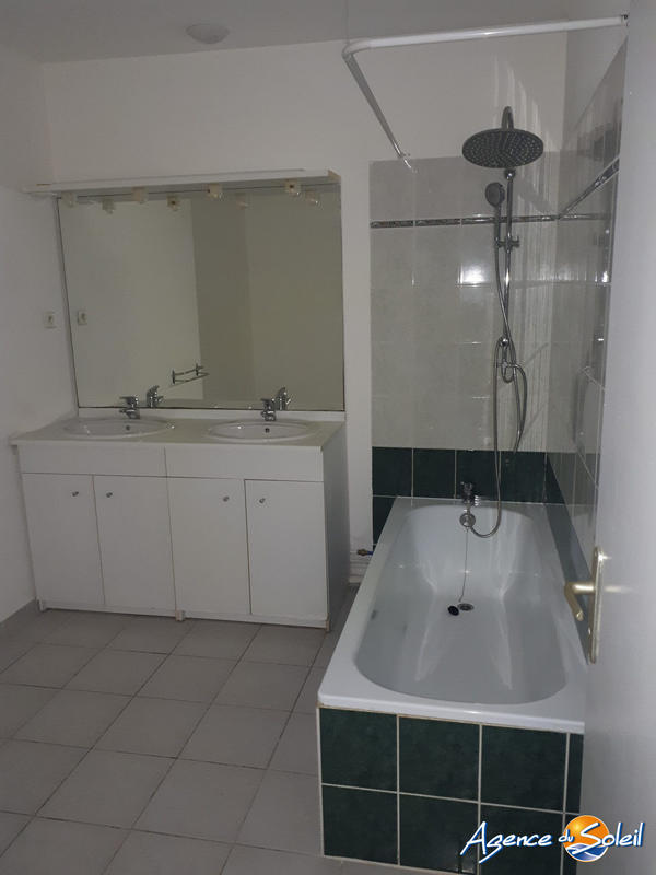 Appartement - 99 m² - 4 pièces