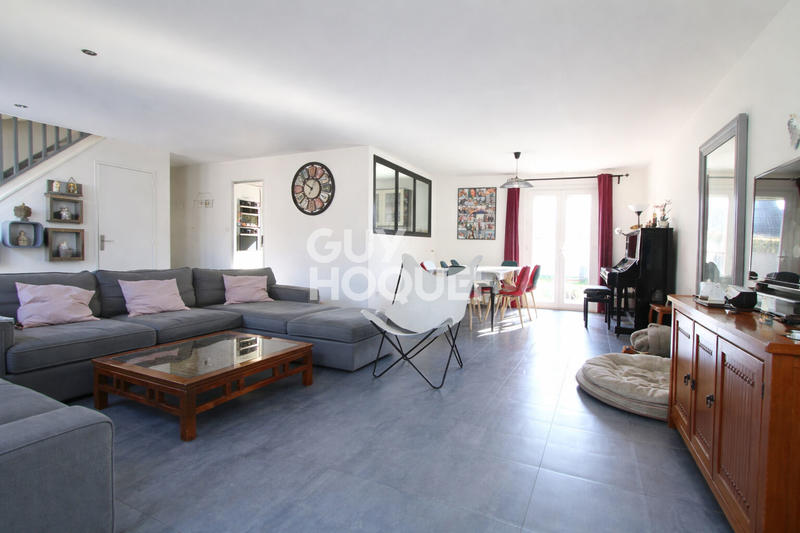 Maison - 141 m² - 7 pièces