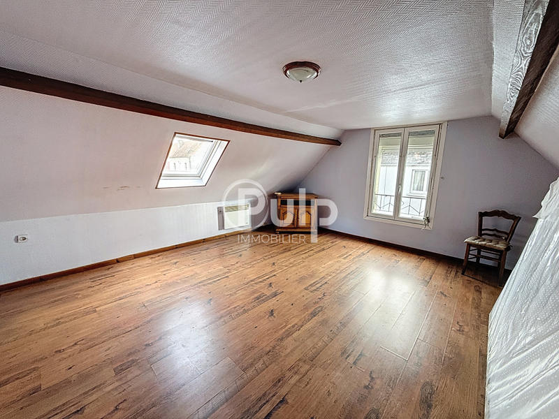 Maison - 122 m² - 5 pièces