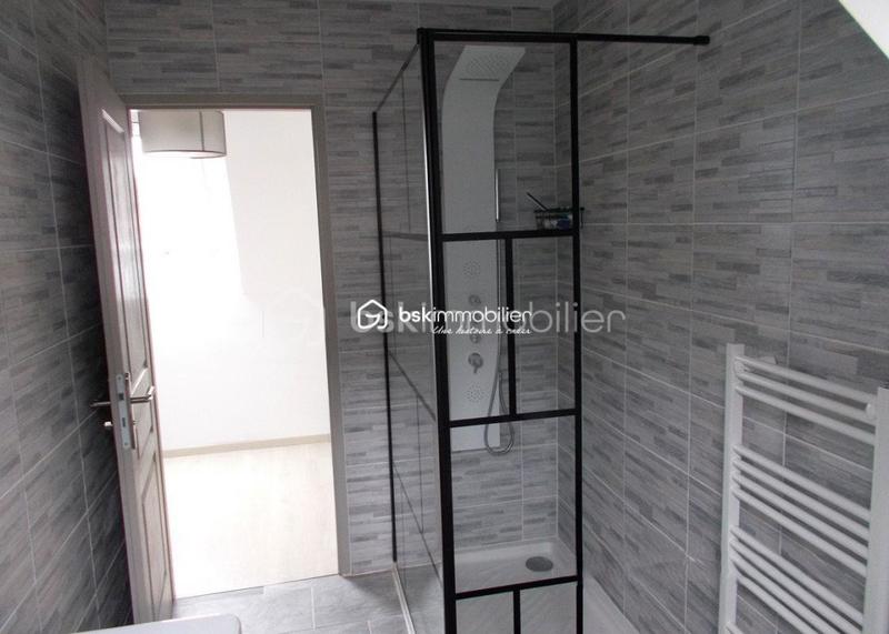 Maison en pierre - 160 m² - 6 pièces