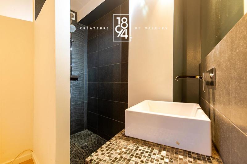 Appartement - 81 m² - 3 pièces