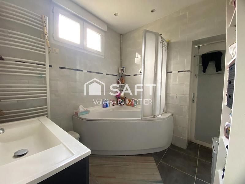 Maison - 100 m² - 5 pièces