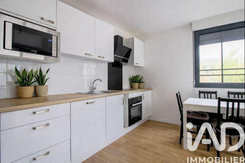Appartement - 81 m² - 4 pièces