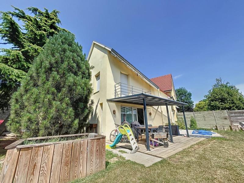 Maison - 167 m² - 5 pièces